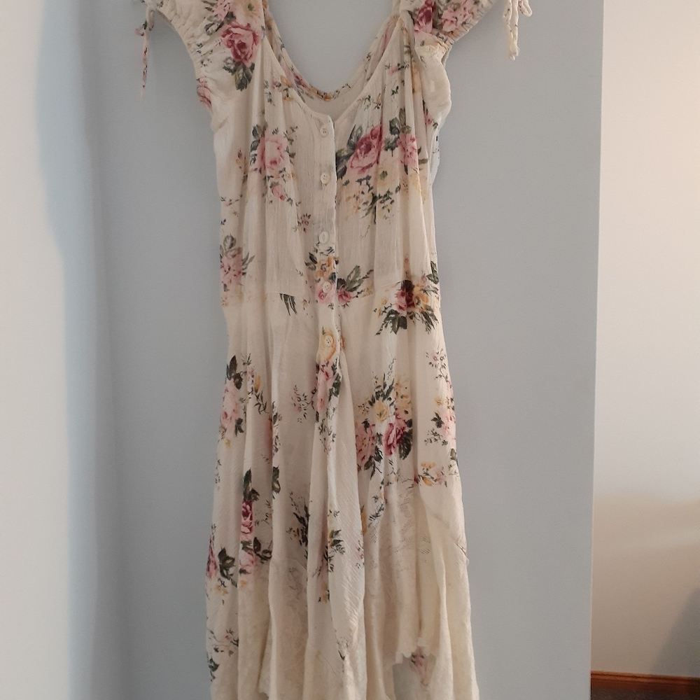 Garden Party Dress - Picture 5 of 5